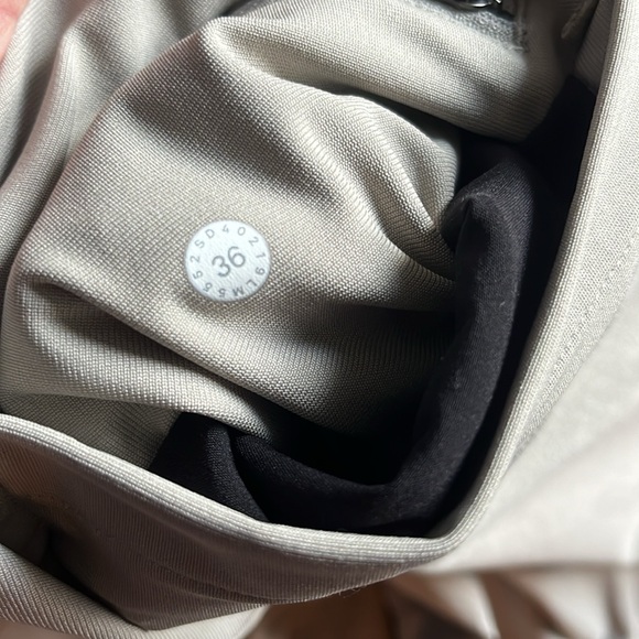 Men’s lululemon ABC pant size 36 - Picture 8 of 8